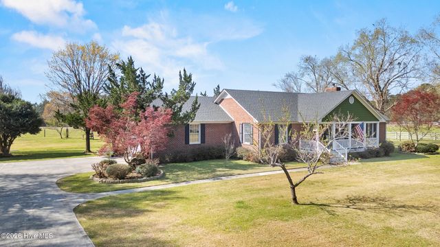 2222 John Henry Store Road, Currie, NC 28435