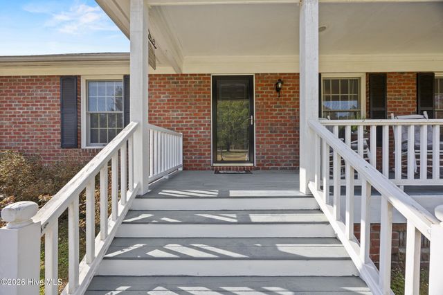 2222 John Henry Store Road, Currie, NC 28435