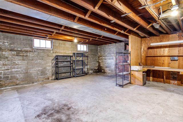 209 S Kellogg Street, Ames, IA 50010