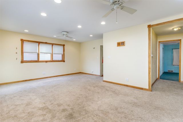 209 S Kellogg Street, Ames, IA 50010