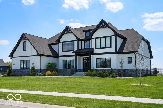 3966 Chapel Hill Court, Bargersville, IN 46106