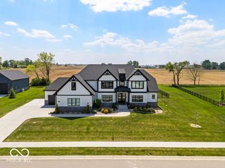 3966 Chapel Hill Court, Bargersville, IN 46106