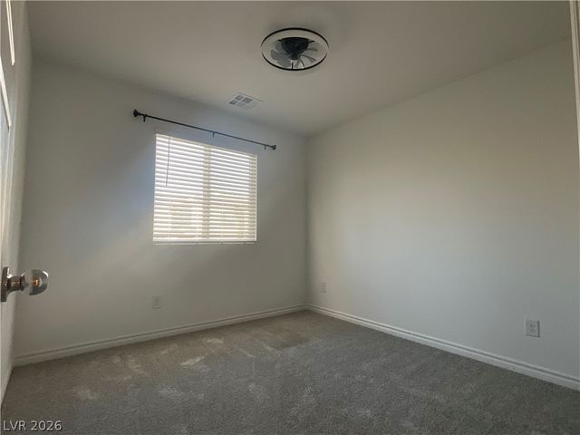 6256 Foxes Dale Street, Las Vegas, NV 89166