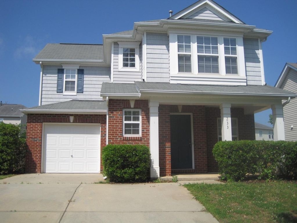 233 Milpass Drive, Holly Springs, NC 27540