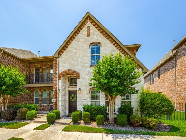 4221 Comanche Drive, Carrollton, TX 75010