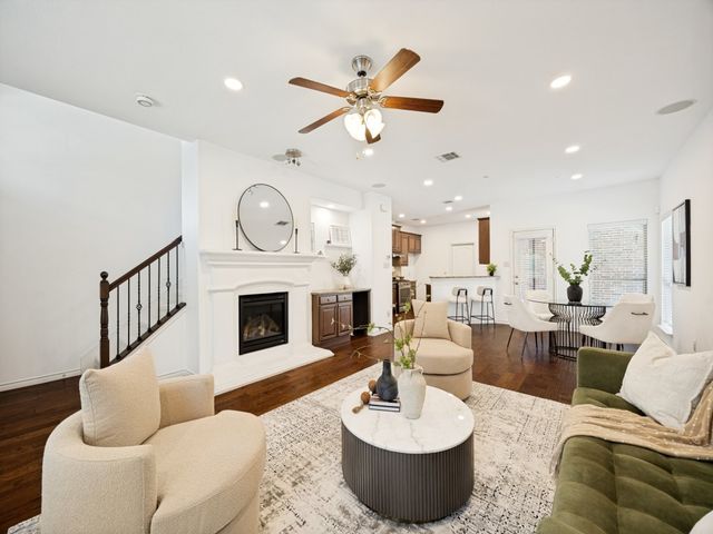 4221 Comanche Drive, Carrollton, TX 75010