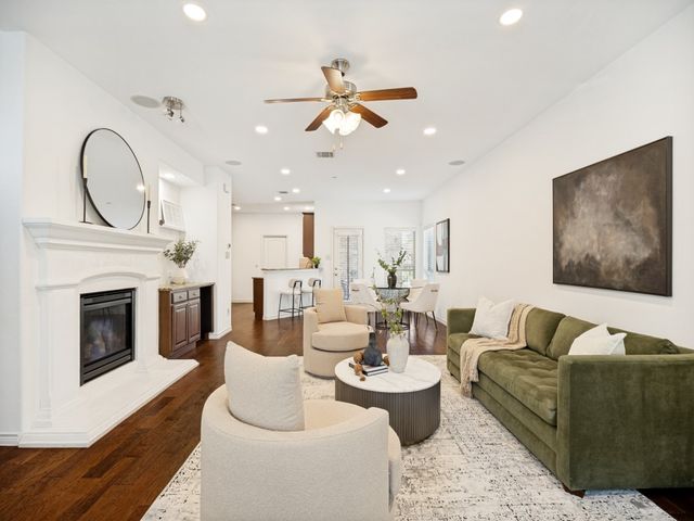 4221 Comanche Drive, Carrollton, TX 75010