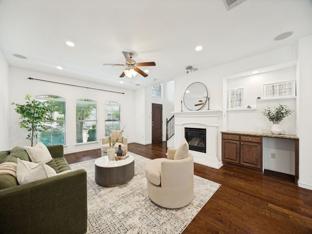 4221 Comanche Drive, Carrollton, TX 75010