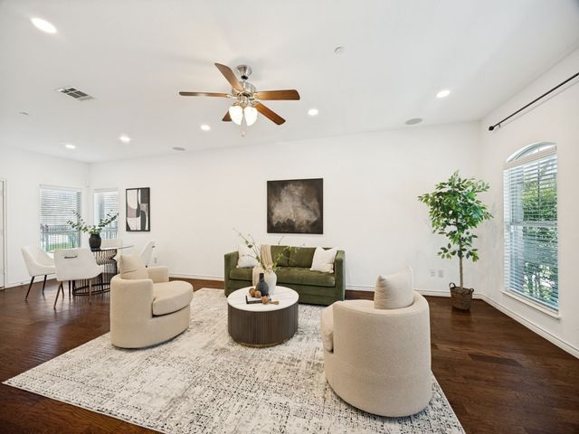 4221 Comanche Drive, Carrollton, TX 75010