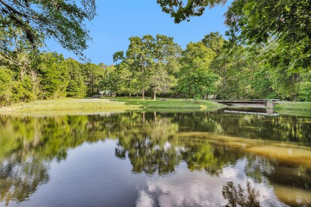 13250 Fm 830 Road, Willis, TX 77318