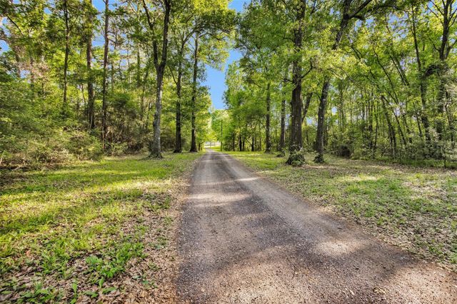 13250 Fm 830 Road, Willis, TX 77318