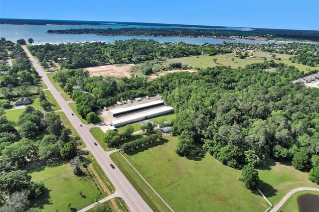 13250 Fm 830 Road, Willis, TX 77318