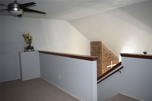 803 Ashmount Lane, Arlington, TX 76017