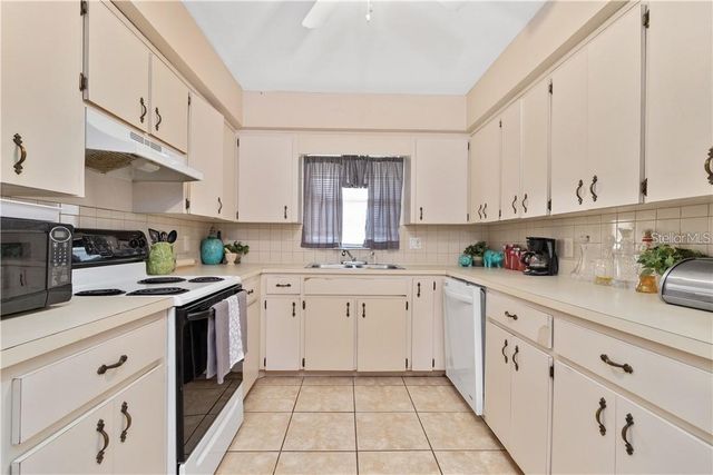 709 MIKASUKI DRIVE, Lakeland, FL 33813