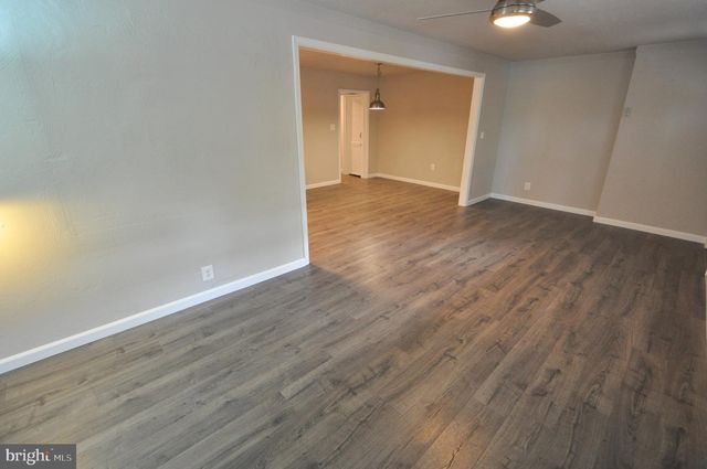 17810 BATESTOWN RD, Dumfries, VA 22026