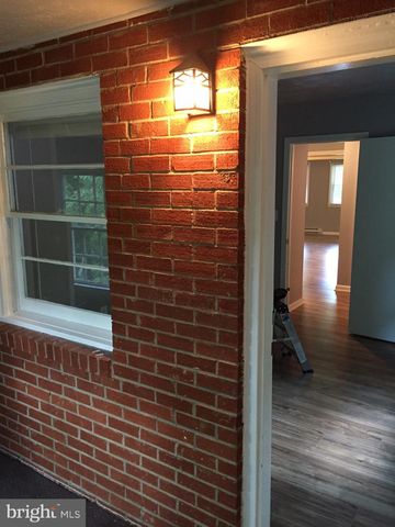 17810 BATESTOWN RD, Dumfries, VA 22026