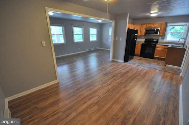 17810 BATESTOWN RD, Dumfries, VA 22026