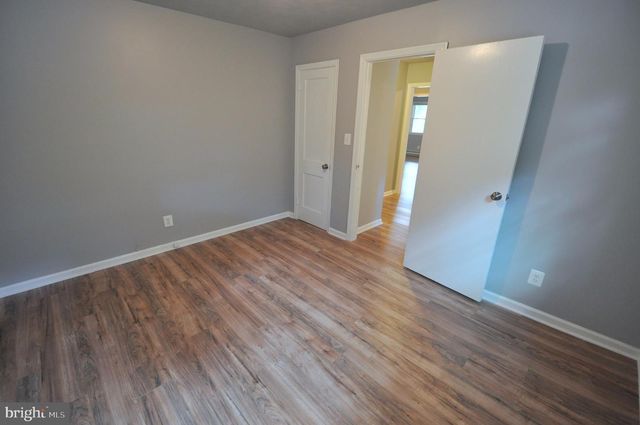 17810 BATESTOWN RD, Dumfries, VA 22026