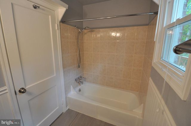 17810 BATESTOWN RD, Dumfries, VA 22026