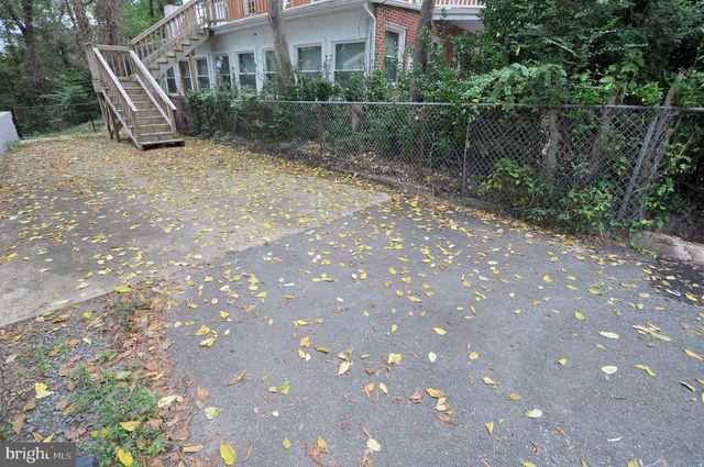 17810 BATESTOWN RD, Dumfries, VA 22026