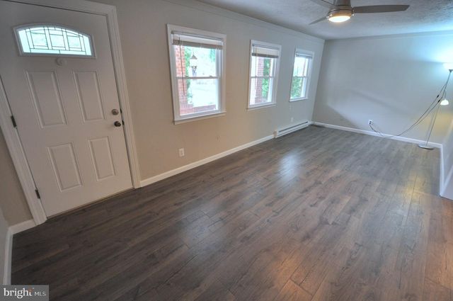 17810 BATESTOWN RD, Dumfries, VA 22026