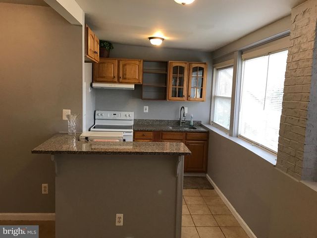 17810 BATESTOWN RD, Dumfries, VA 22026