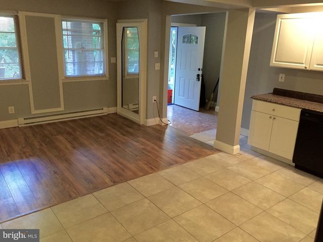 17810 BATESTOWN RD, Dumfries, VA 22026