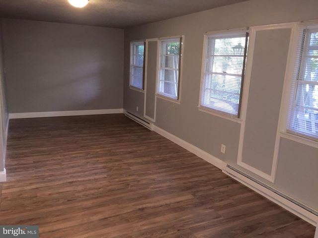 17810 BATESTOWN RD, Dumfries, VA 22026