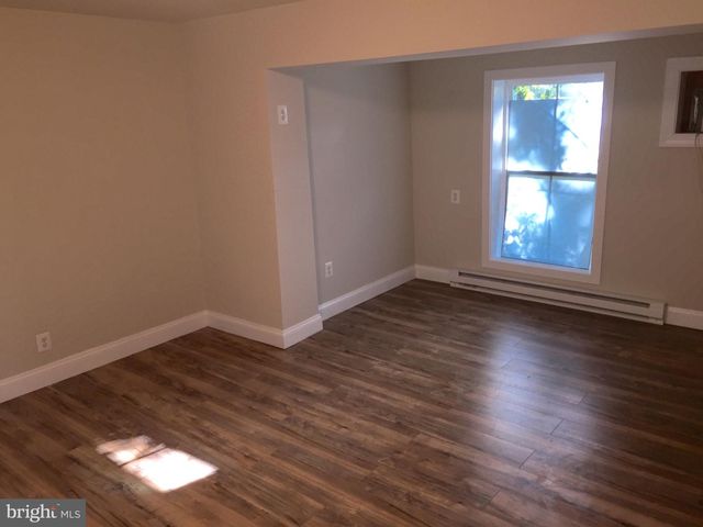 17810 BATESTOWN RD, Dumfries, VA 22026