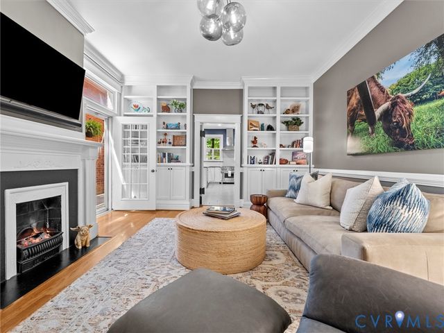 1906 Hanover Ave, Richmond, VA 23220