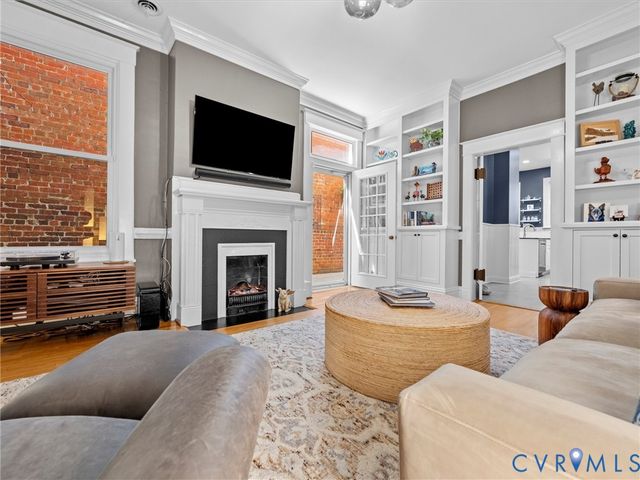 1906 Hanover Ave, Richmond, VA 23220