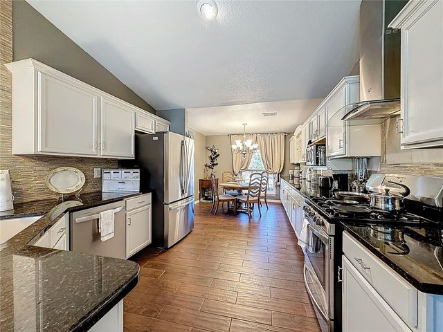 14770 SW 30 PLACE, Ocala, FL 34481