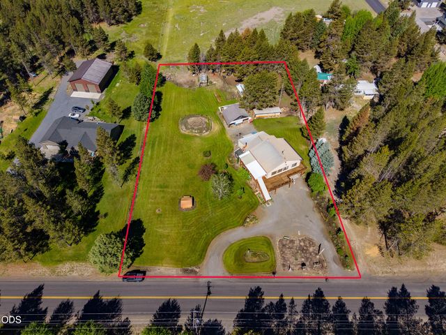 52971 Bridge Drive, La Pine, OR 97739