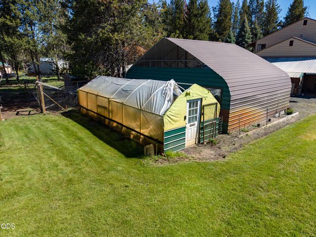 52971 Bridge Drive, La Pine, OR 97739
