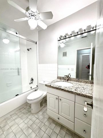 1535 SE 15th Street 304, Fort Lauderdale, FL 33316