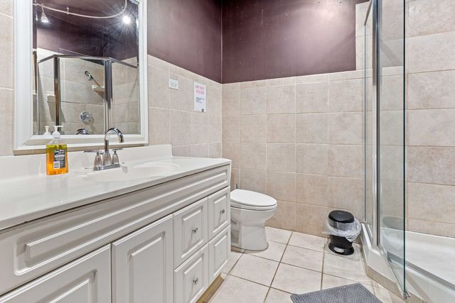 735 W 35th Street, Chicago, IL 60616