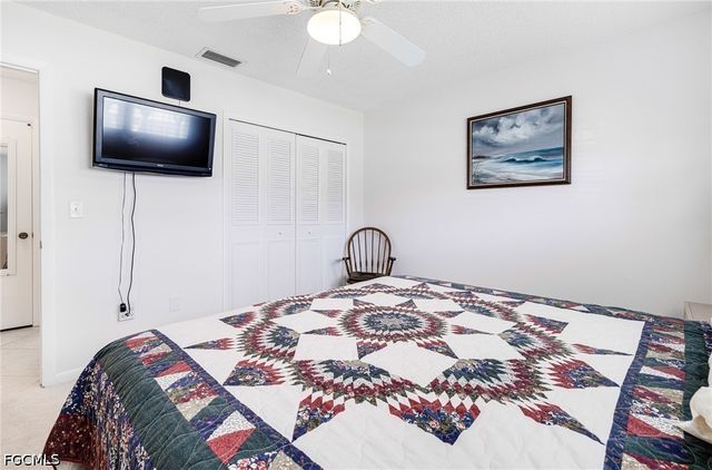 7008 Foxfire DR, Fort Myers, FL 33919