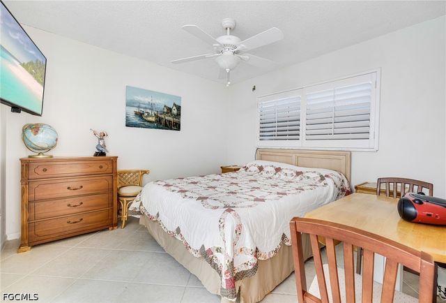 7008 Foxfire DR, Fort Myers, FL 33919