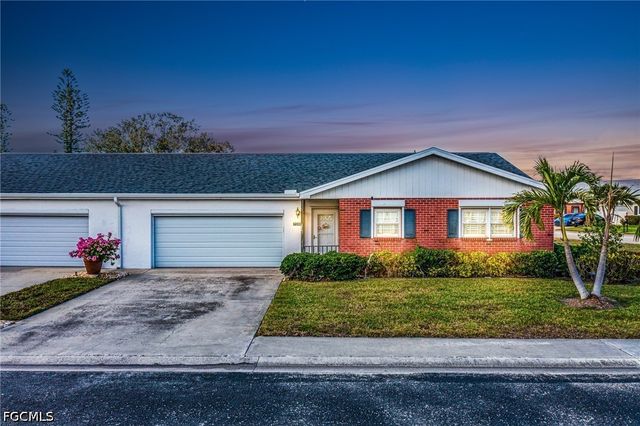 7008 Foxfire DR, Fort Myers, FL 33919