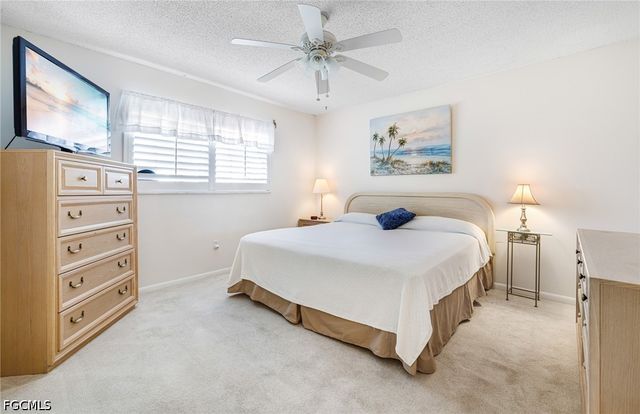 7008 Foxfire DR, Fort Myers, FL 33919