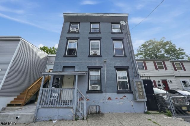 32 Jefferson St, Paterson City, NJ 07522