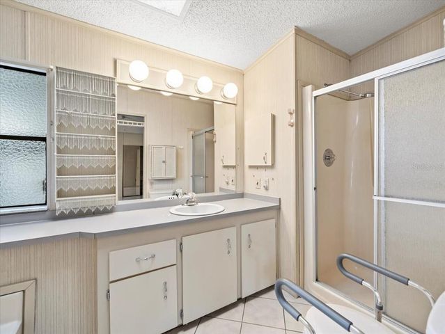 62 PELICAN DRIVE S, Oldsmar, FL 34677