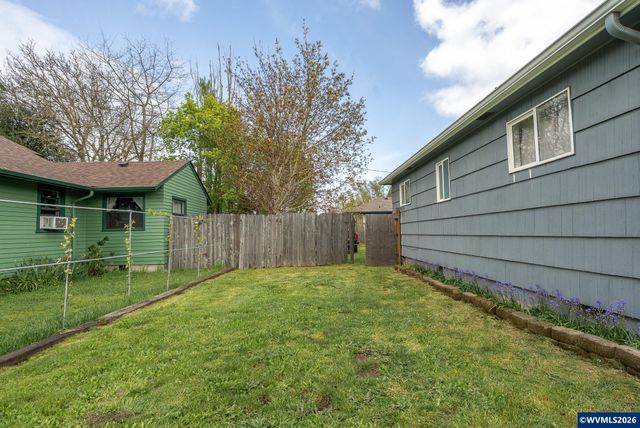 721 Cummings Ln N, Keizer, OR 97303