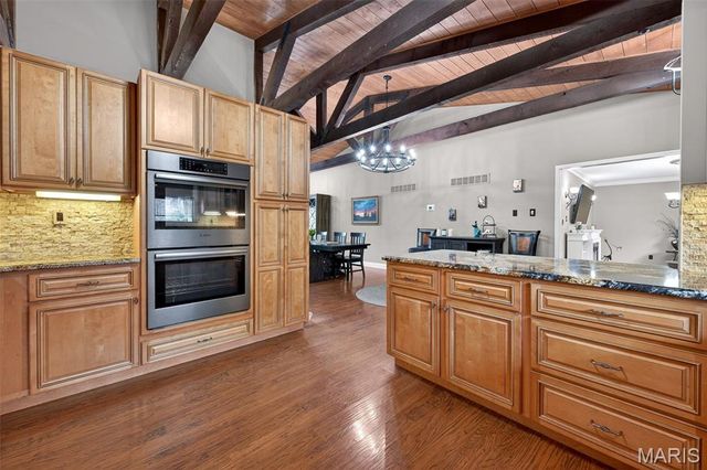 12 Prairie Lake Court, Wentzville, MO 63385