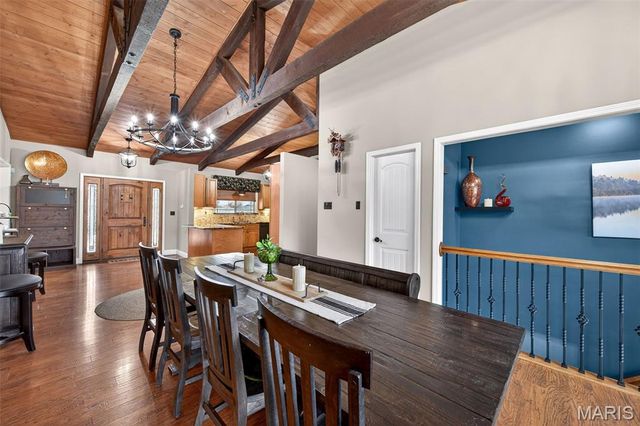 12 Prairie Lake Court, Wentzville, MO 63385