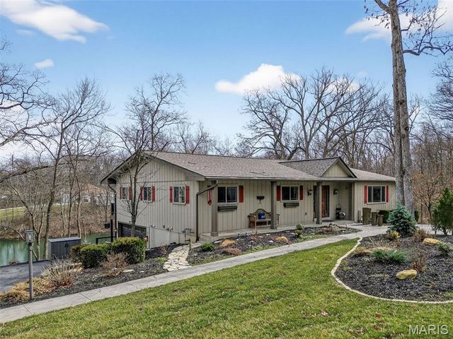 12 Prairie Lake Court, Wentzville, MO 63385
