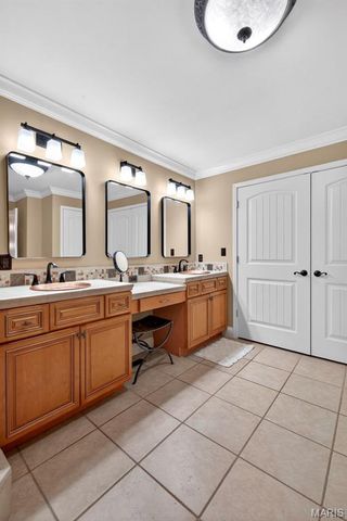 12 Prairie Lake Court, Wentzville, MO 63385