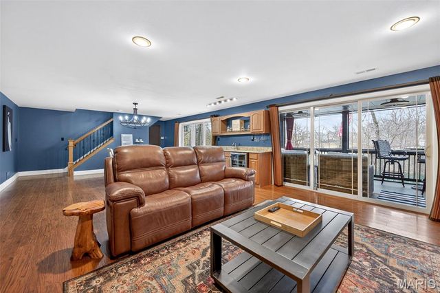 12 Prairie Lake Court, Wentzville, MO 63385