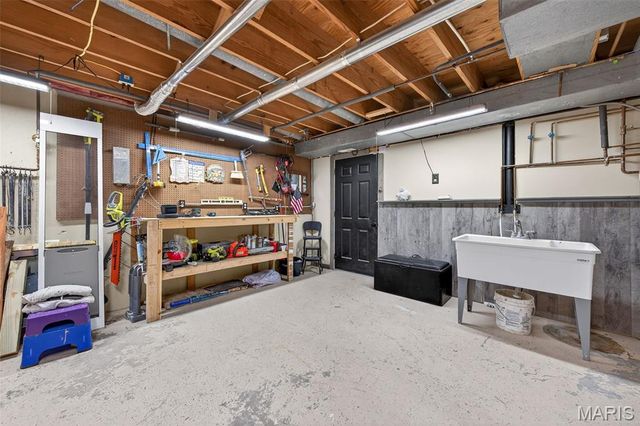 12 Prairie Lake Court, Wentzville, MO 63385