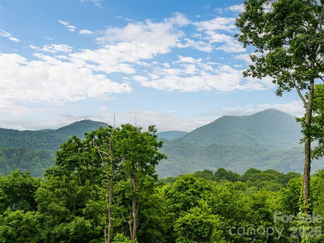 243 Pioneer Ridge Road, Canton, NC 28716